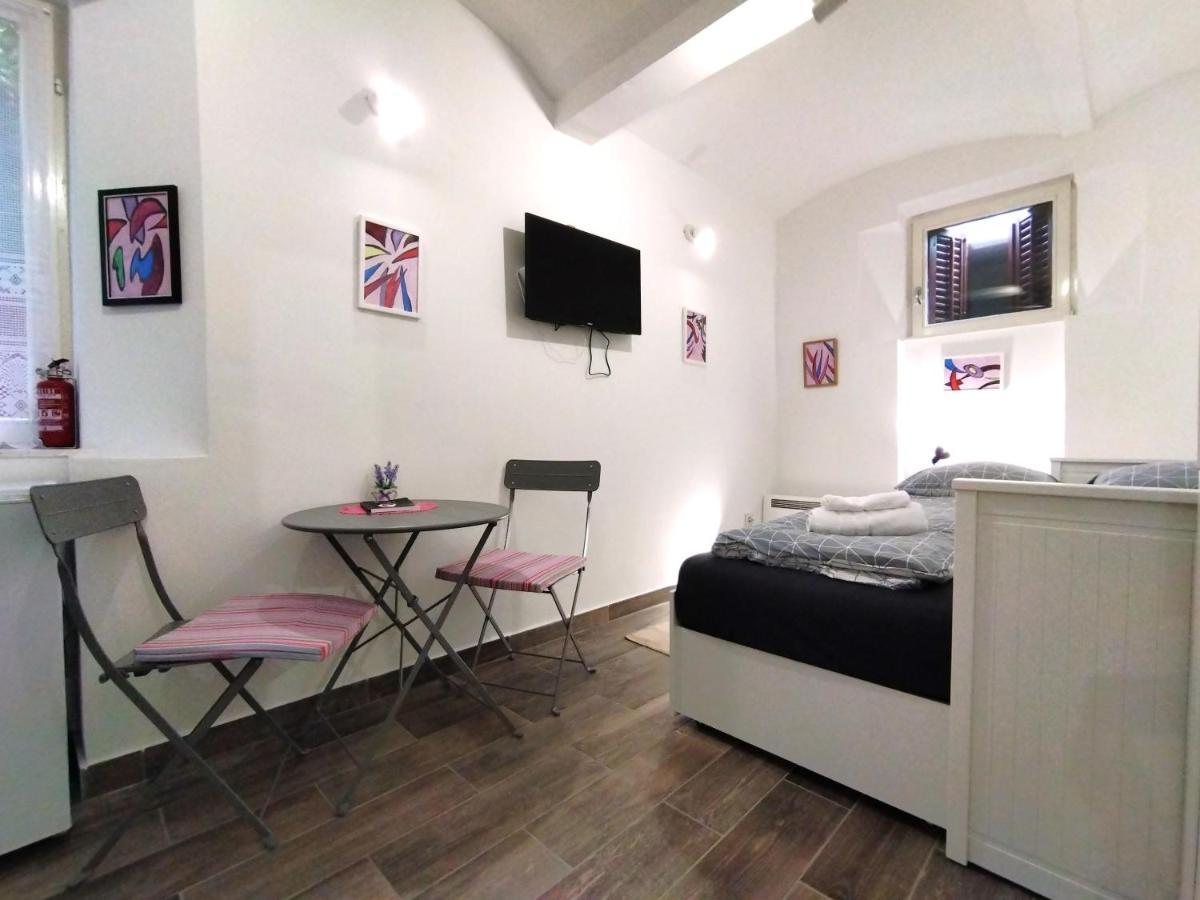 Good Vibrations Apartments 萨格勒布 外观 照片